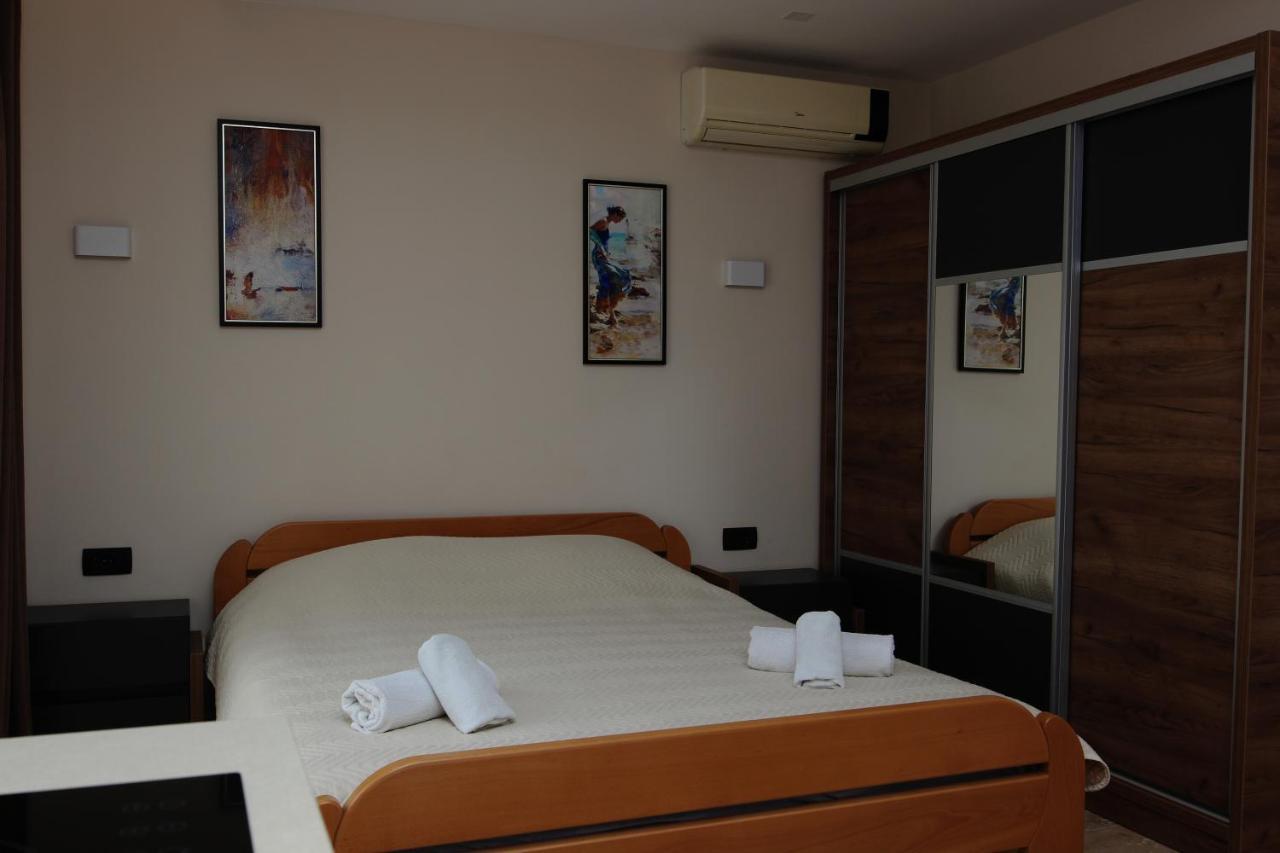 Apartments Vila Monegro Бар Экстерьер фото